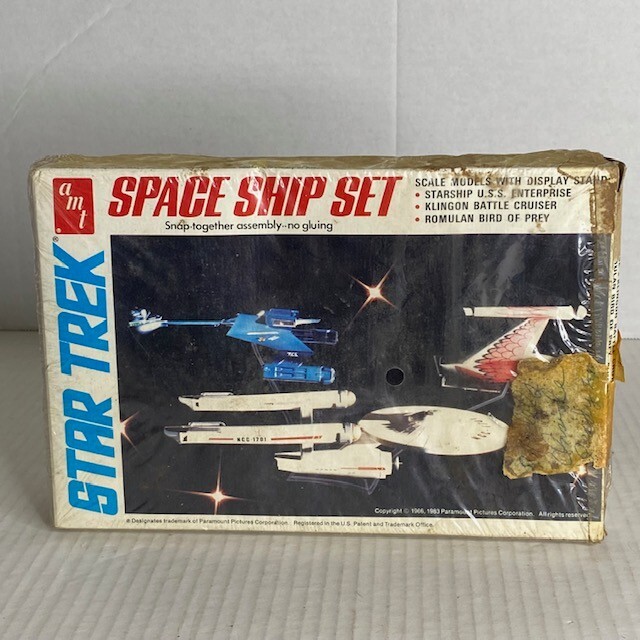 Star Trek Space Ship Set Model Kit (1976) AMT S953 Sealed Spacecraft