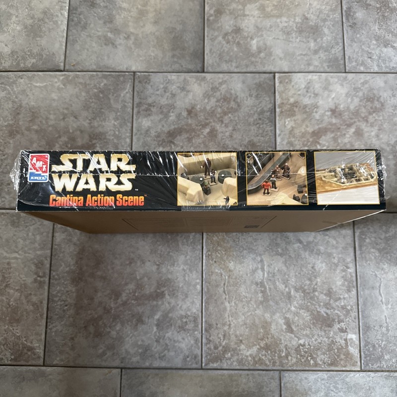 AMT ERTL #8205 Star Wars Cantina Model Kit Action Scene Factory Sealed Contents gallery