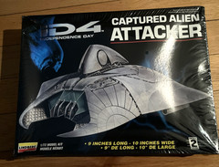 Lindberg 1/72 Independence Day ID4 Captured Alien Attacker Ship Model SEALED