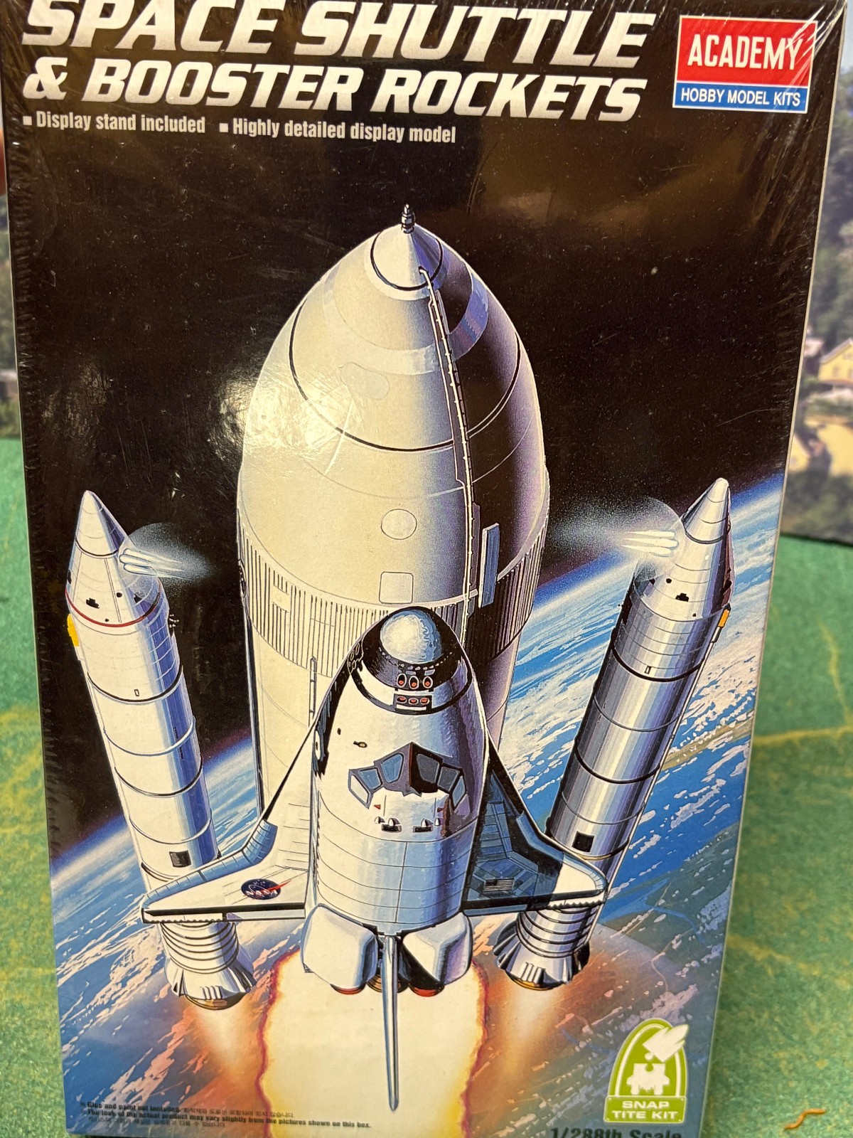 Academy 1:288 Space Shuttle & Booster Rockets Plastic Model Kit #1639 NEW Sealed gallery