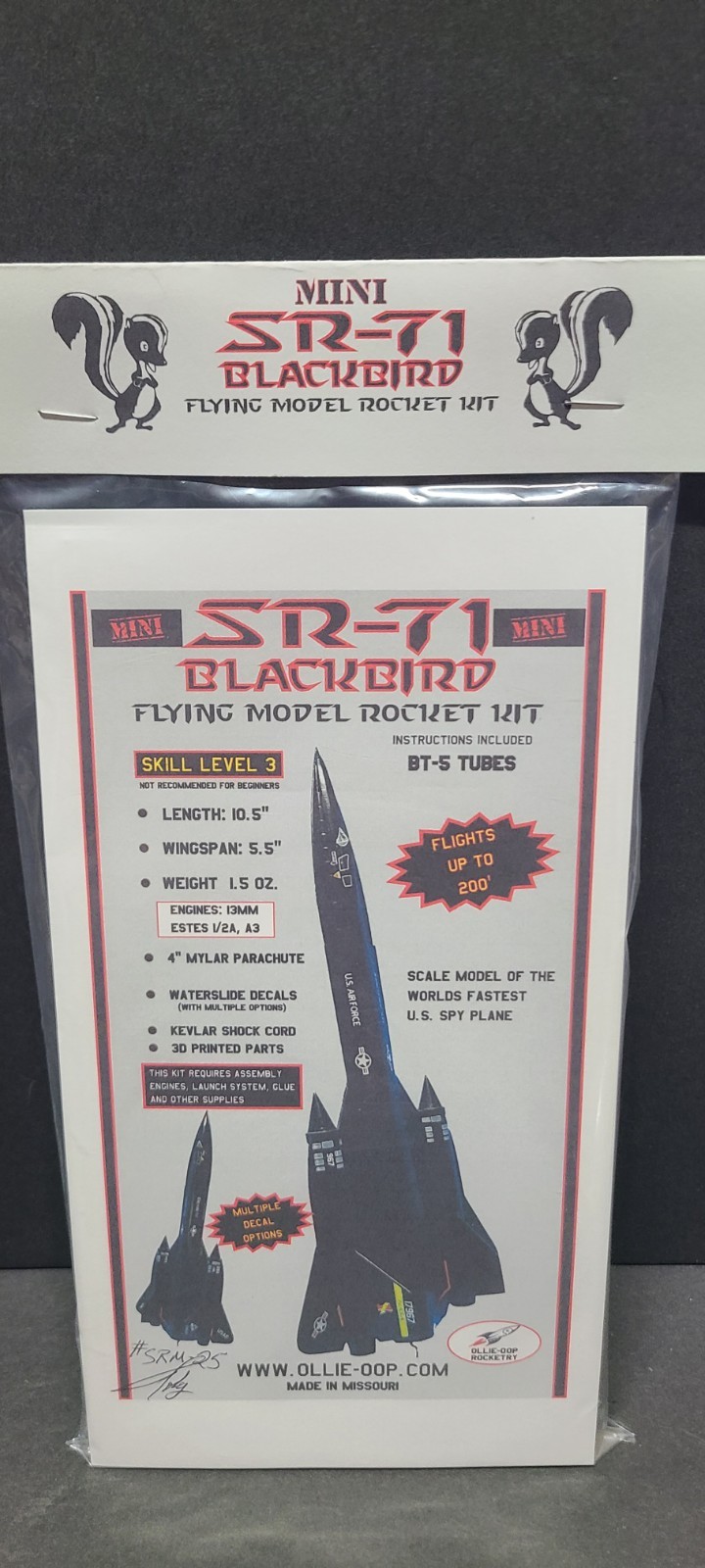 OLLIE-OOP ROCKETRY Mini SR-71 Blackbird Flying Model Rocket Kit Model Rocket New gallery