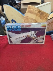 Lindberg STAR PROBE ‘USS EXPLORER’ Spaceship, Plastic Kit, Vintage1976, UNOPENED