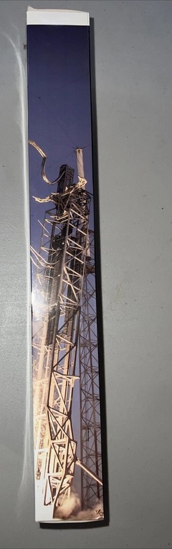 Space-X Falcon 9 and Fairing Flying Model Rocket Kit gallery