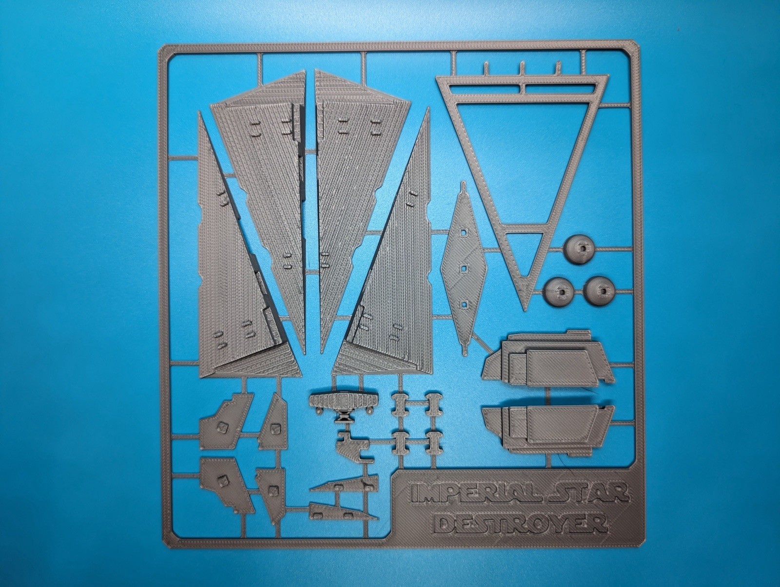Imperial Destroyer Unassembled Kit Gray Plastic Model gallery