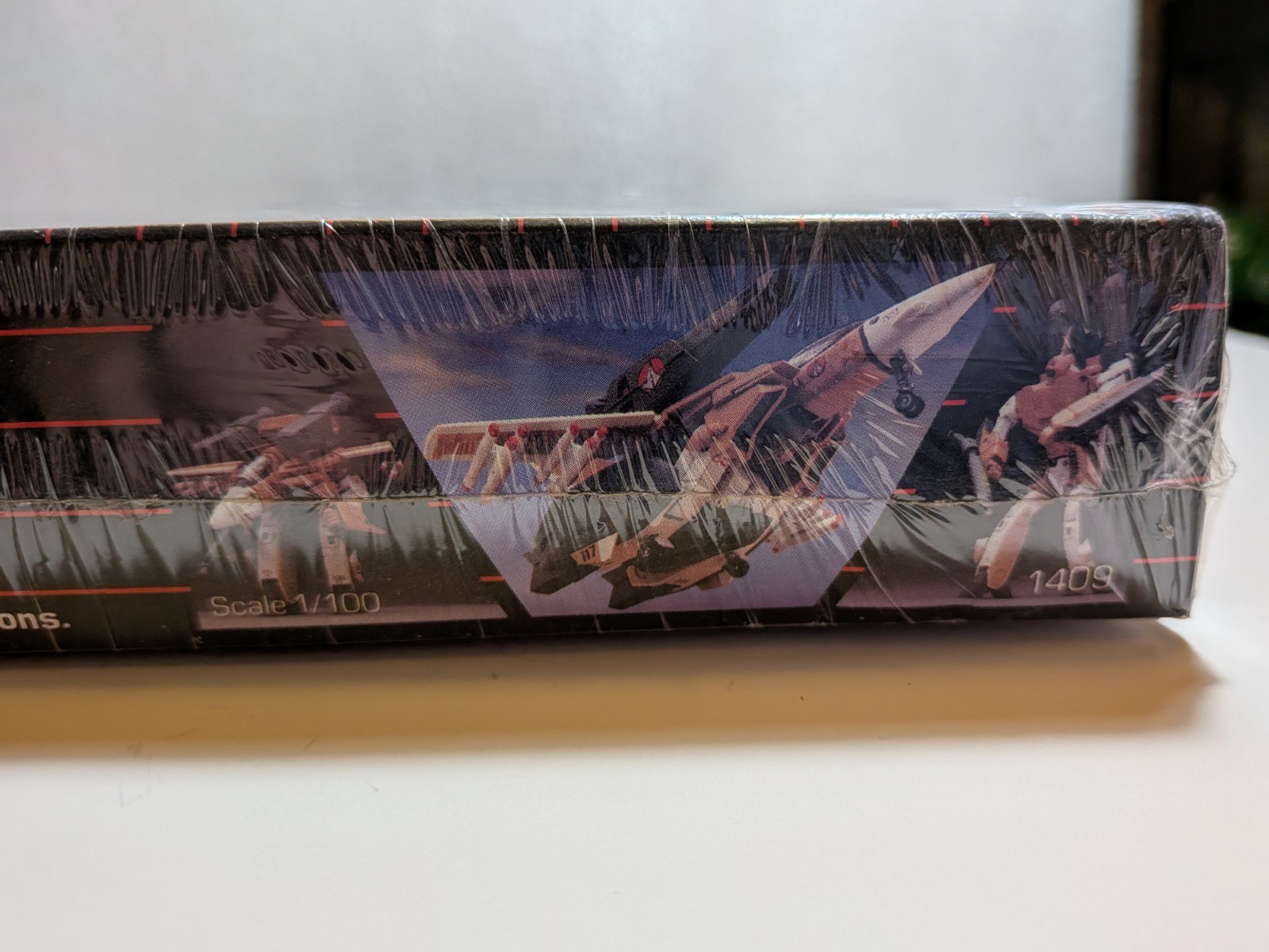 Sealed 1984 Robotech Changers Model Kit - VF-1A Fighter - 1409 - Revell gallery