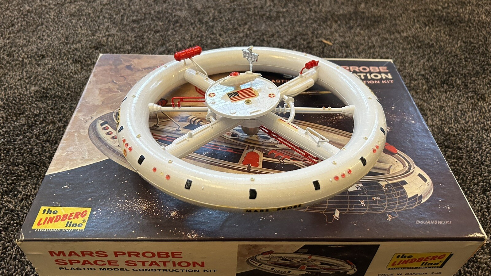 1975 LINDBERG MARS PROBE SPACE STATION Plastic MODEL KIT No 1148 150 gallery