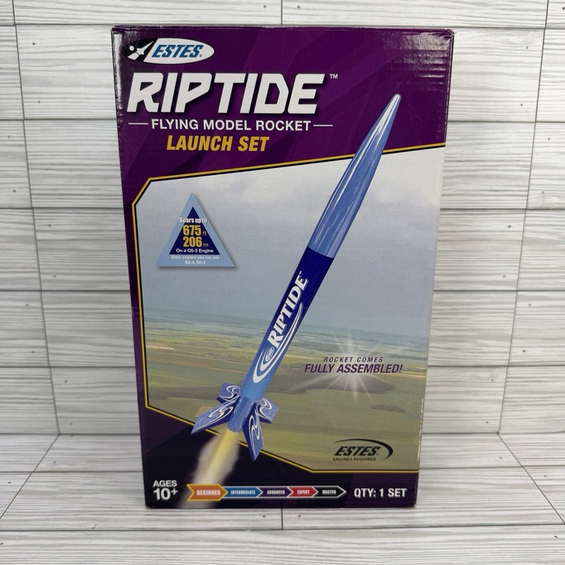 Estes 1403 Flying Model Rocket Riptide Launch Set Beginner Skill Level Open Box gallery