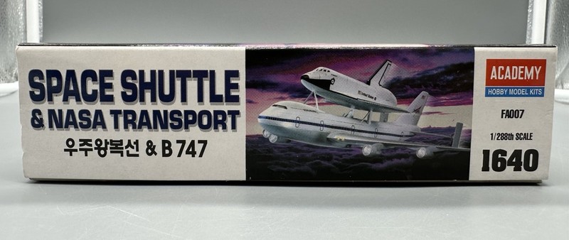 NASA SPACE SHUTTLE COLUMBIA & 747 TRANSPORT Academy Model 1:288 1640 #P37 gallery