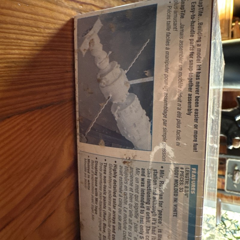 NEW Revell 85-1179 Mir Space Station 1/144 SnapTite Model Kit 1998 Sealed VTG gallery