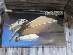 Revell Challenger & Booster Rockets Spacecraft Plastic Model Kit 1/144 Scale…