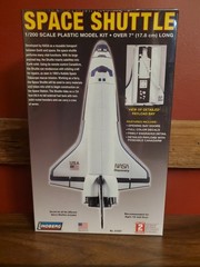 Lindberg Space Shuttle Model Kit # 91007 Factory Sealed 1:200 scale Skill 2