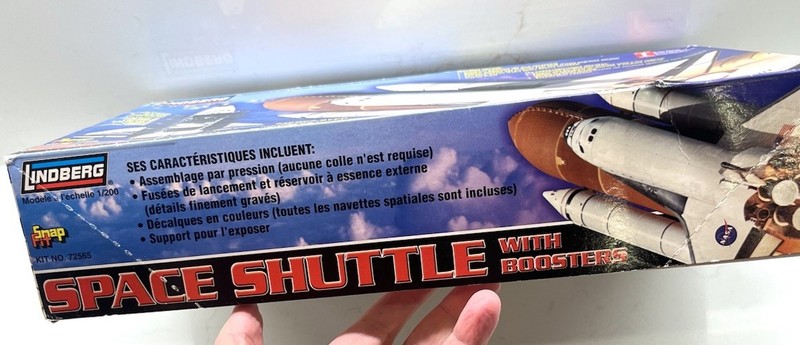 Lindberg 1/200 Space Shuttle WithBoosters Snap fit Model#72565 Sealed In Package gallery