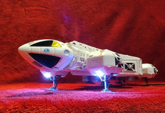 Space: 1999 Eagle 2 Lit Model With Complete Lab Interior, SOUND EFFECTS!!!!!!!!