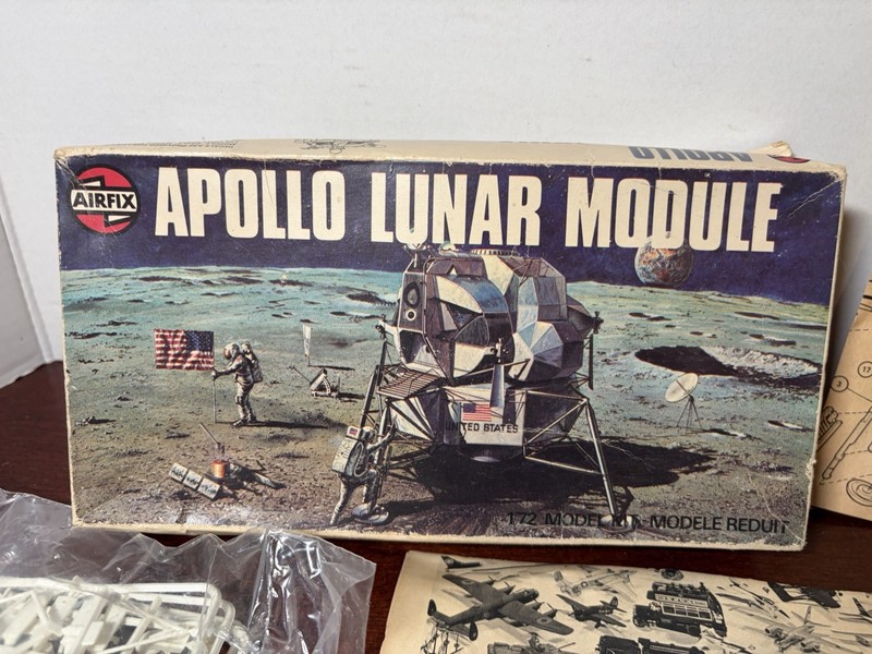 Airfix 1975 Apollo Lunar Module Spacecraft 1:72 Model Kit 03013-5 *Read Desc. gallery