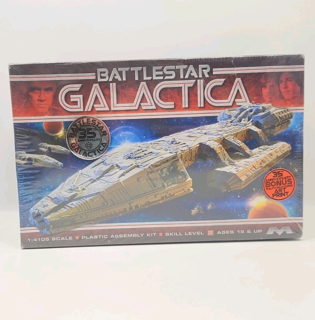 Battlestar Galactica Classic 35th Anniversary Model 1:4105 Moebius Sealed gallery