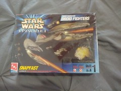 AMT ERTL 1/48 Droid Fighters Snapfast Model Kit, Factory Sealed