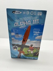 Estes Alpha III Model Rocket Launch Set 1150 Ft. Rocket Pad Controller Parachute