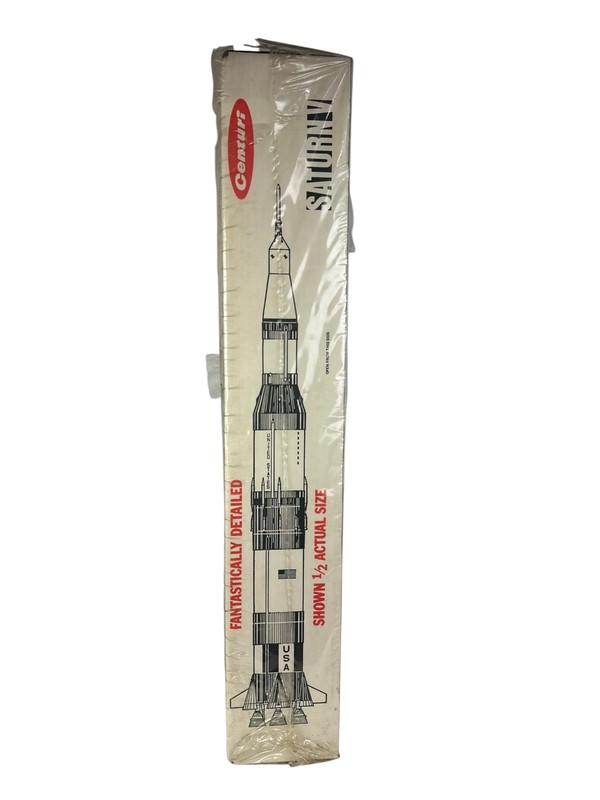 Centuri Apollo Saturn V Rocket #2140 Scale 1:100 (1969) New in box gallery