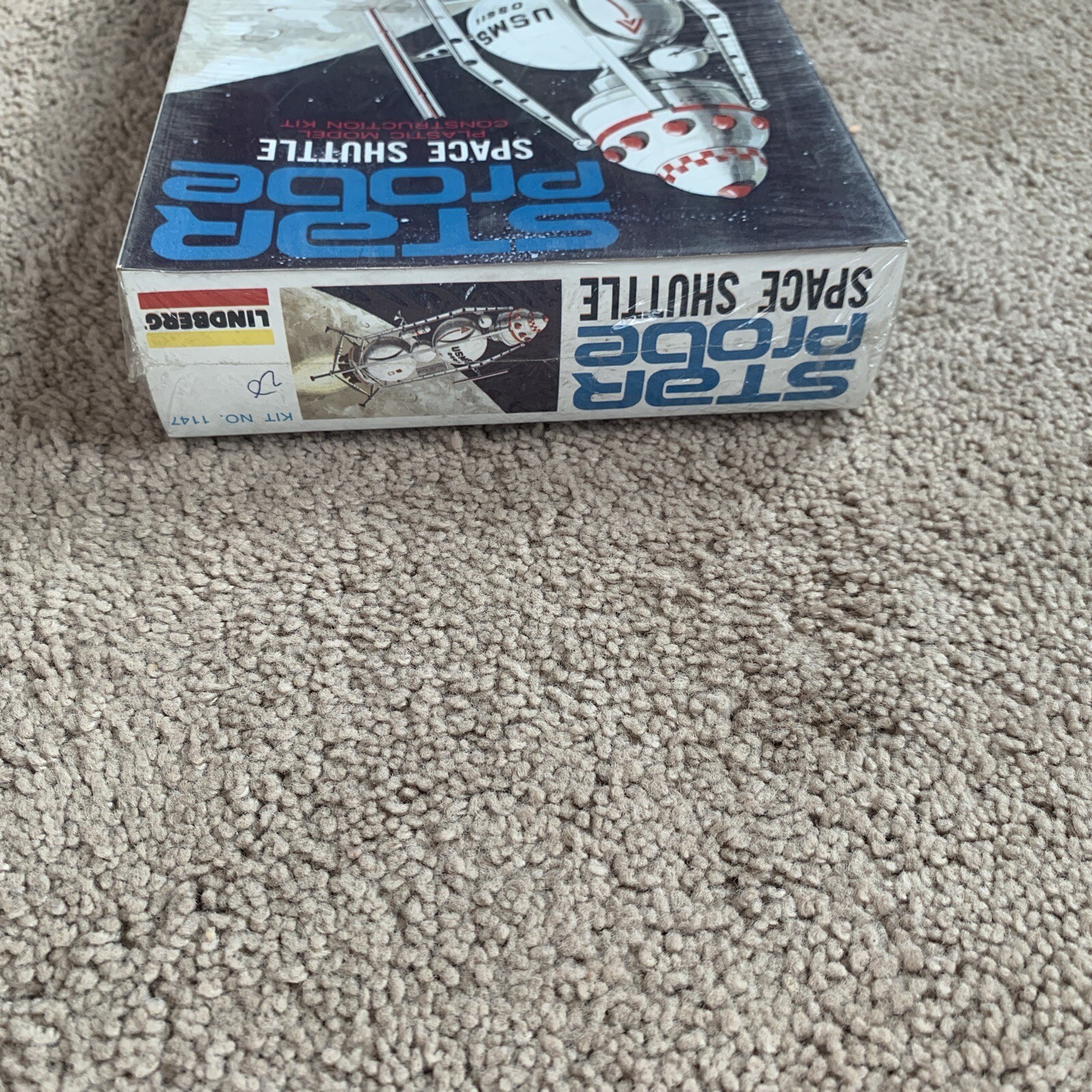 1976 Lindberg Star Probe Space Shuttle Model Kit #1147 sealed great condition gallery
