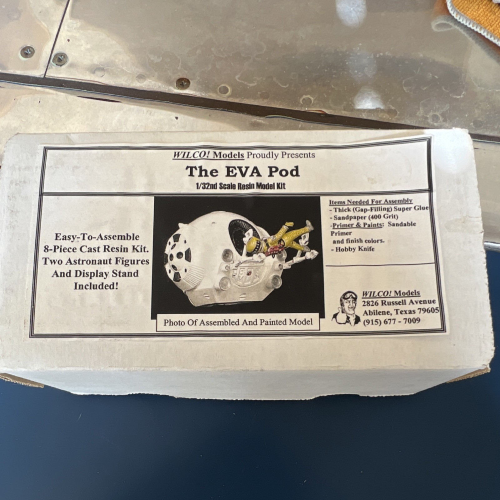 WILCO! Models EVA Pod 1:32 Unassembled Resin Model Kit w/ Figures & Stand gallery