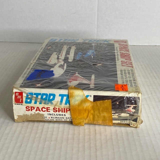 Star Trek Space Ship Set Model Kit (1976) AMT S953 Sealed Spacecraft gallery