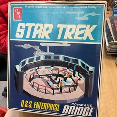 1975 Vintage AMT Star Trek U.S.S. Enterprise Command Bridge Model Kit –
