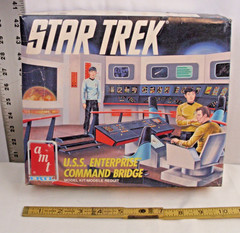 AMT STAR TREK USS ENTERPRISE COMMAND BRIDGE MODEL KIT 6007