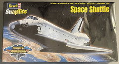 Revell Thunder Squadron Space Shuttle Model SnapTite 1/200 85-1188 – SEALED KIT