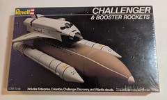 Revell Challenger Space Shuttle & Booster Rockets Ship Model Kit Sealed – 1982