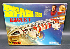Fundimensions Space: 1999 Eagle 1 Transporter Model Kit (Vintage 1975) – Unbuilt