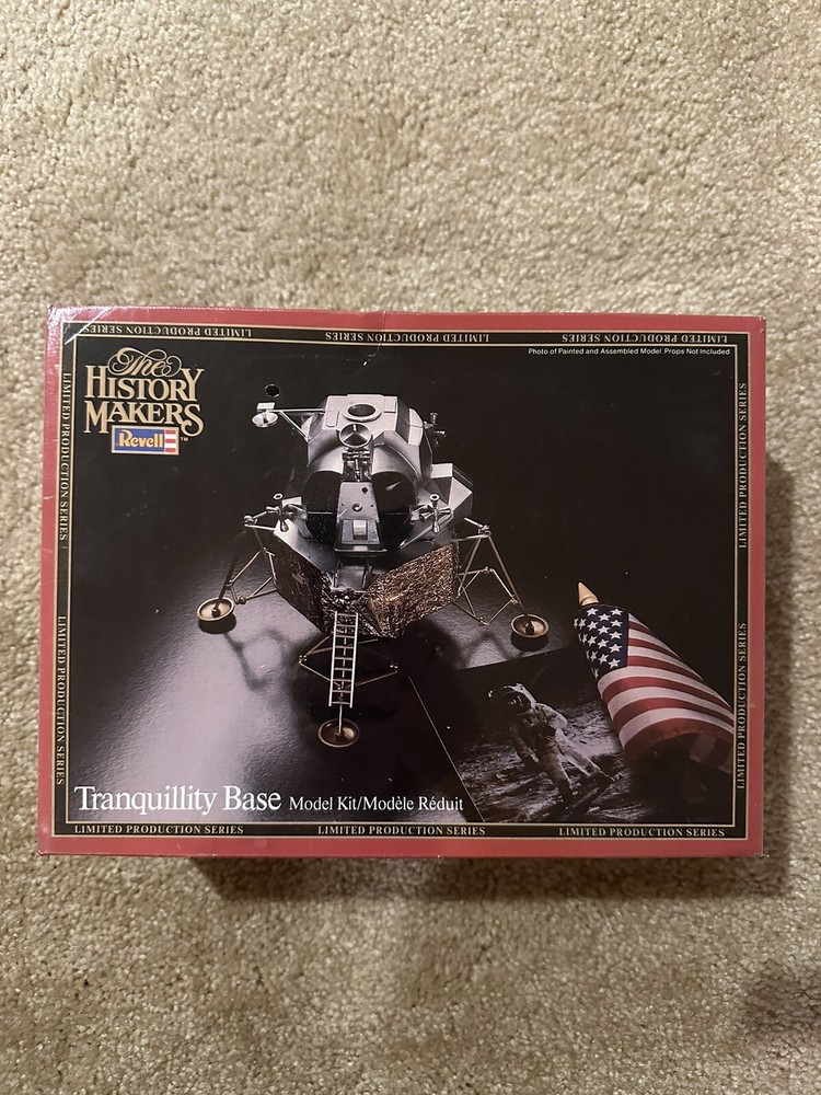 1/48 Revell The History Makers Tranquility Base Space Model Kit