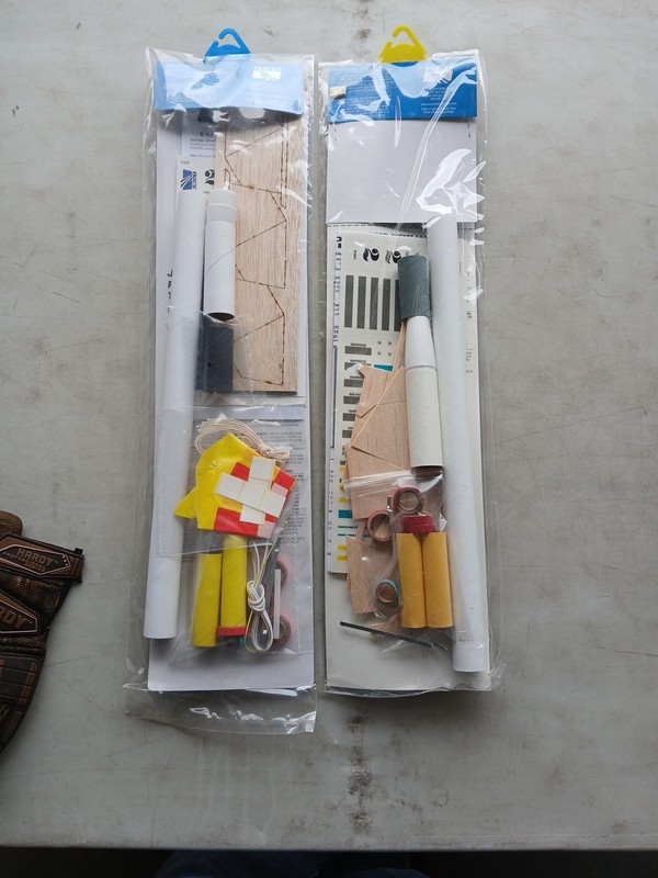 Quest Navaho AGM Model Rocket Kit New Lot Of 2 gallery