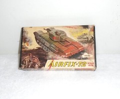 1966 Airfix Churchill Model Tank Kit # M5-49 – 1/76th Scale – Revell – Monogram