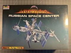 Revell Monogram Armageddon Russian Space Center 1998 Kit 1/144th Scale