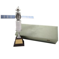 17.5cm 1/150 China Tianhe Core Module Space Station Spacecraft Simulation Model