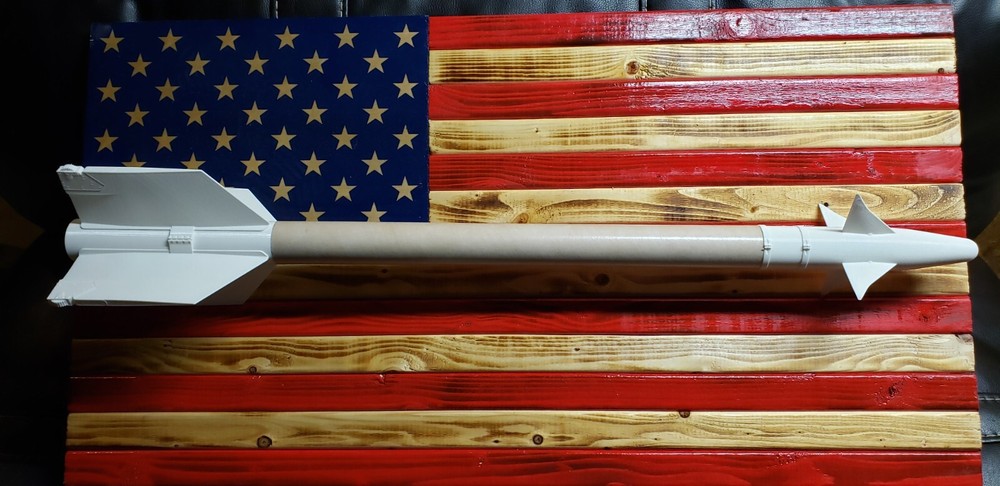 AIM-9L Sidewinder Missile kit for LOC 38mm Flying Model Rocket