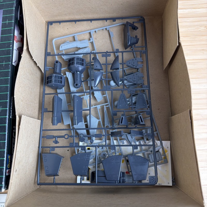 1985 Robotech Defenders Model Kit - Decimax - 1146 - Revell gallery