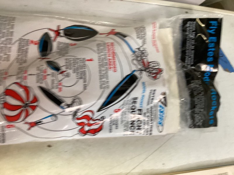 Vintage Estes DASHER Flying Model Rocket Kit Sealed Package Model #1992 & Rod gallery